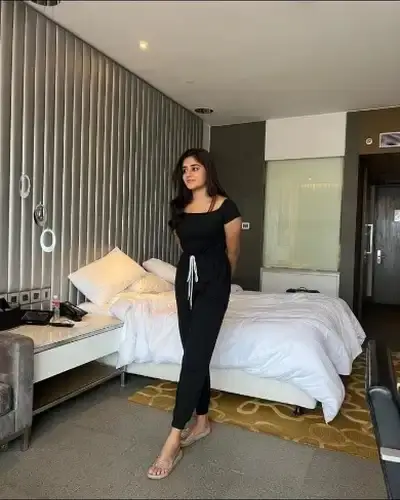 Manjhanpur Call Girl Service